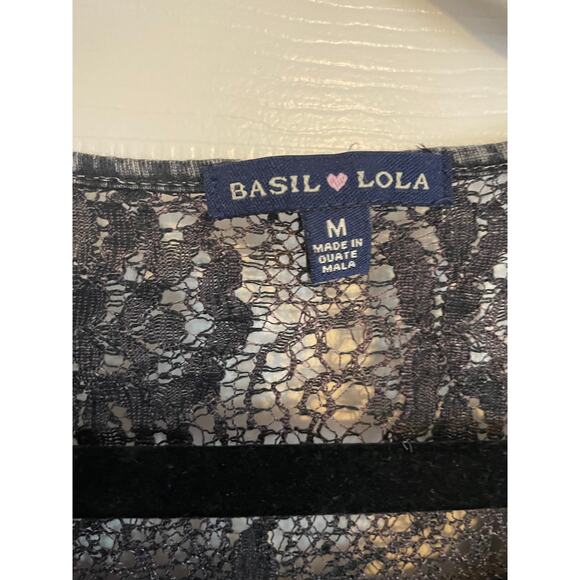 Basil Heart Lola Womens Medium Blouse 100% Cotton Gray Lace Design Long Sleeve - Picture 4 of 9